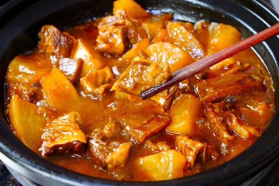 Stewed Beef Brisket 红烧牛腩煲