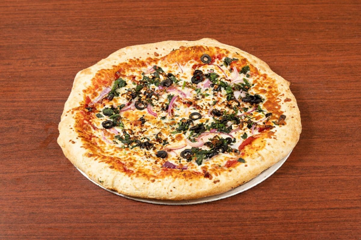 Large Mediterranean Pizza