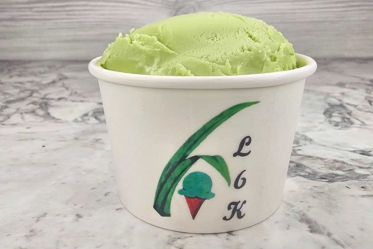 Crème molle au pandan / Soft pandan ice cream