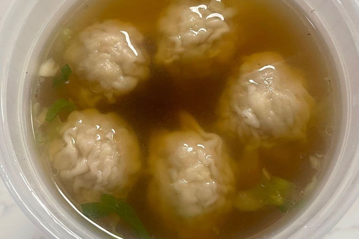Wonton Soup 8pc 云吞汤