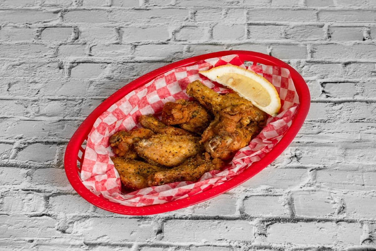 Lemon Pepper Chicken Wings (10 pcs)