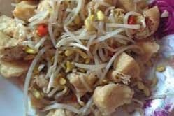 Fried Bean Sprouts with Bean Soak 豆泡炒豆芽