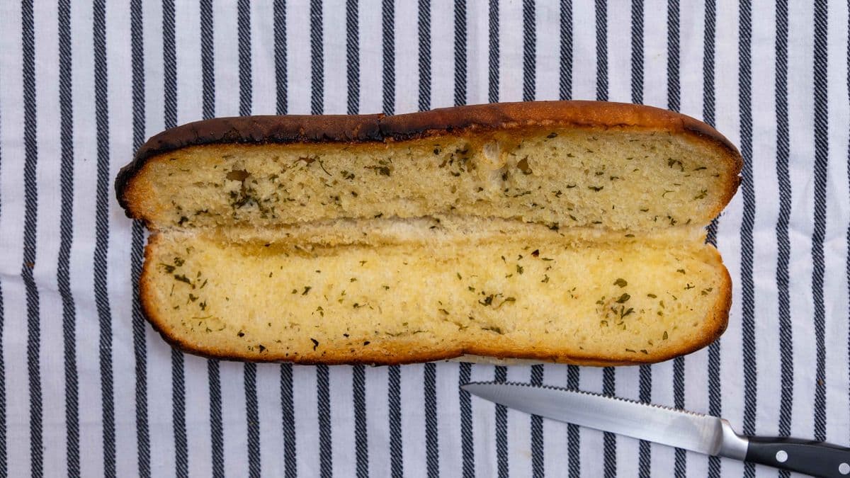 Pain à l’ail 12” / 12" Garlic Bread