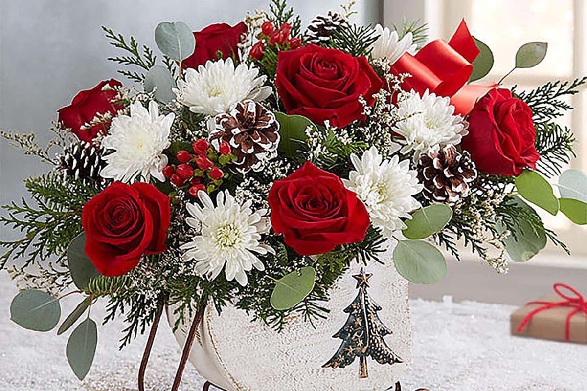 Holiday Sleigh Bouquet