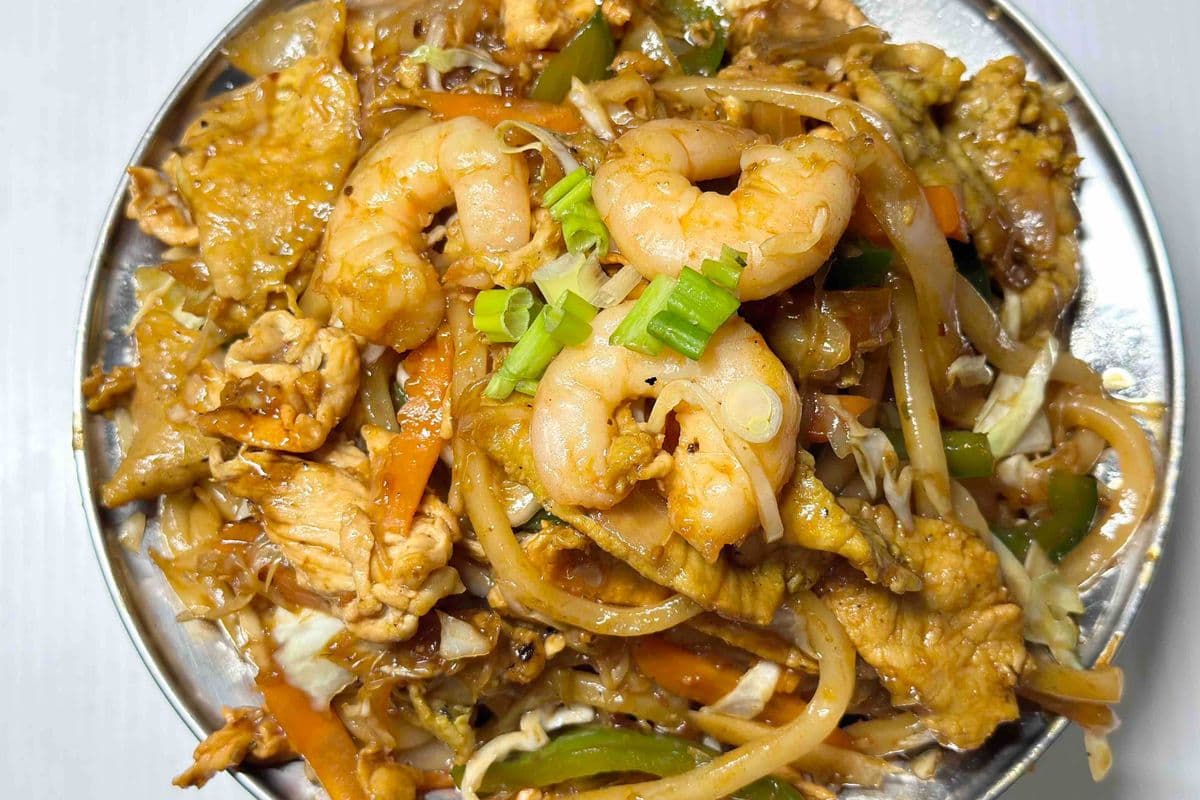 Mixed Szechuan Udon Noodles