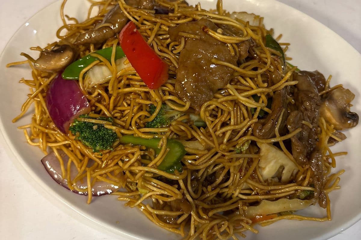 Beef Lo Mein (Crispy)