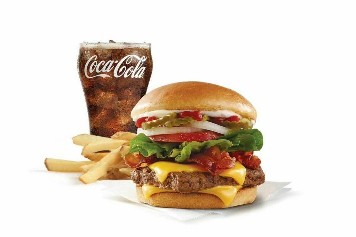 Bacon Deluxe 1/4 lb* Single with Cheese Combo - Medium