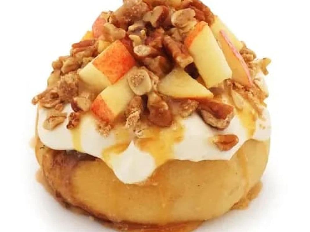 Caramel Apple Pie Roll