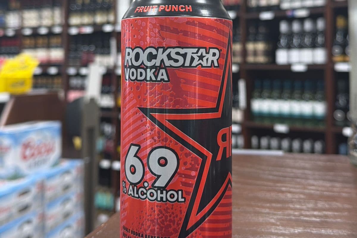 ROCKSTAR VODKA FRUIT PUNCH (1 x 473 mL)