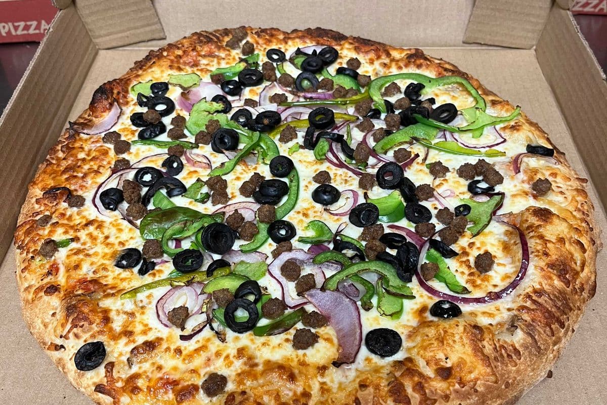 > 2 X Champion Special 14" Pizzas