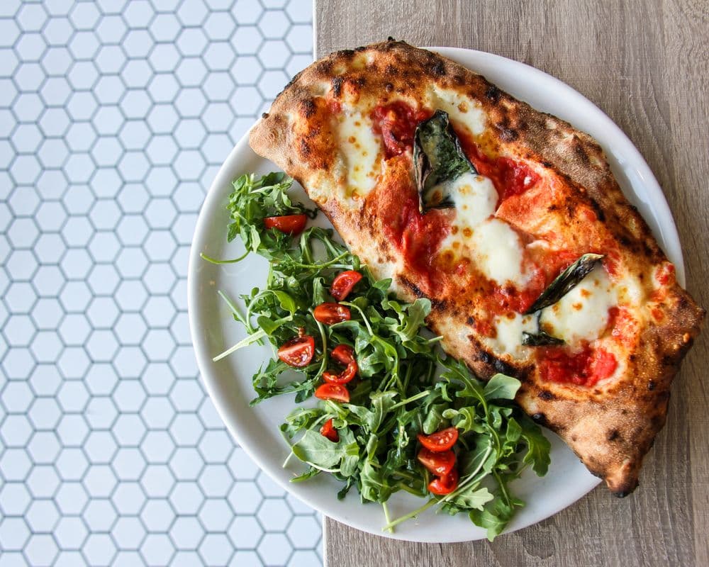 Calzone Napoletano Pizza