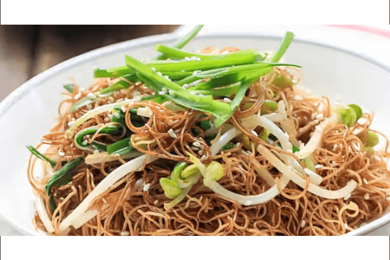 K3. Soya Sauce Fried Noodle 豉油皇炒麵