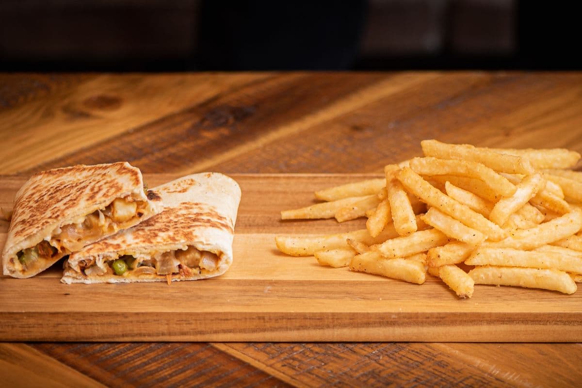 Naanwich (with Masala Fries)