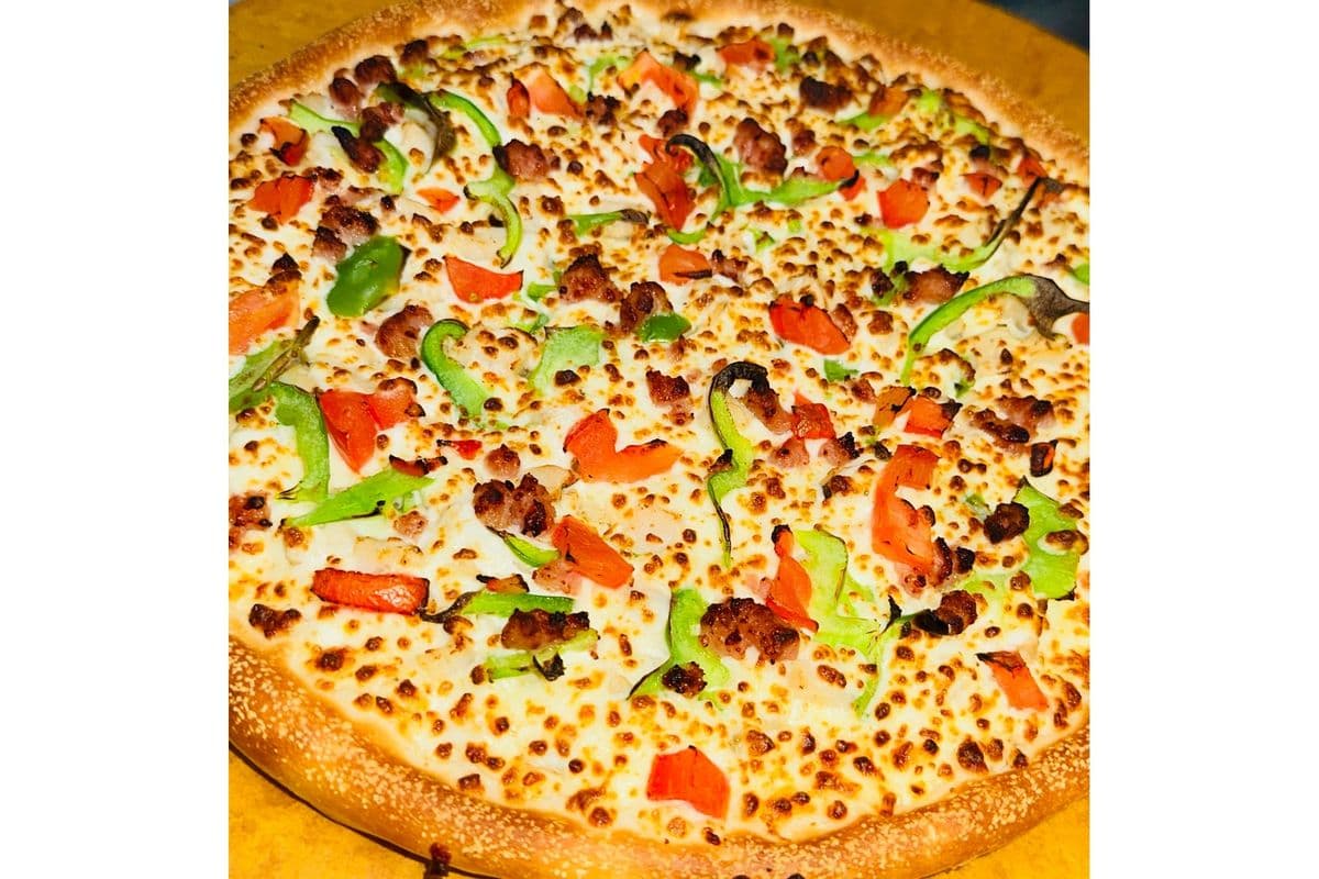 25. 14" Large Chicken Bacon and Ranch Pizza