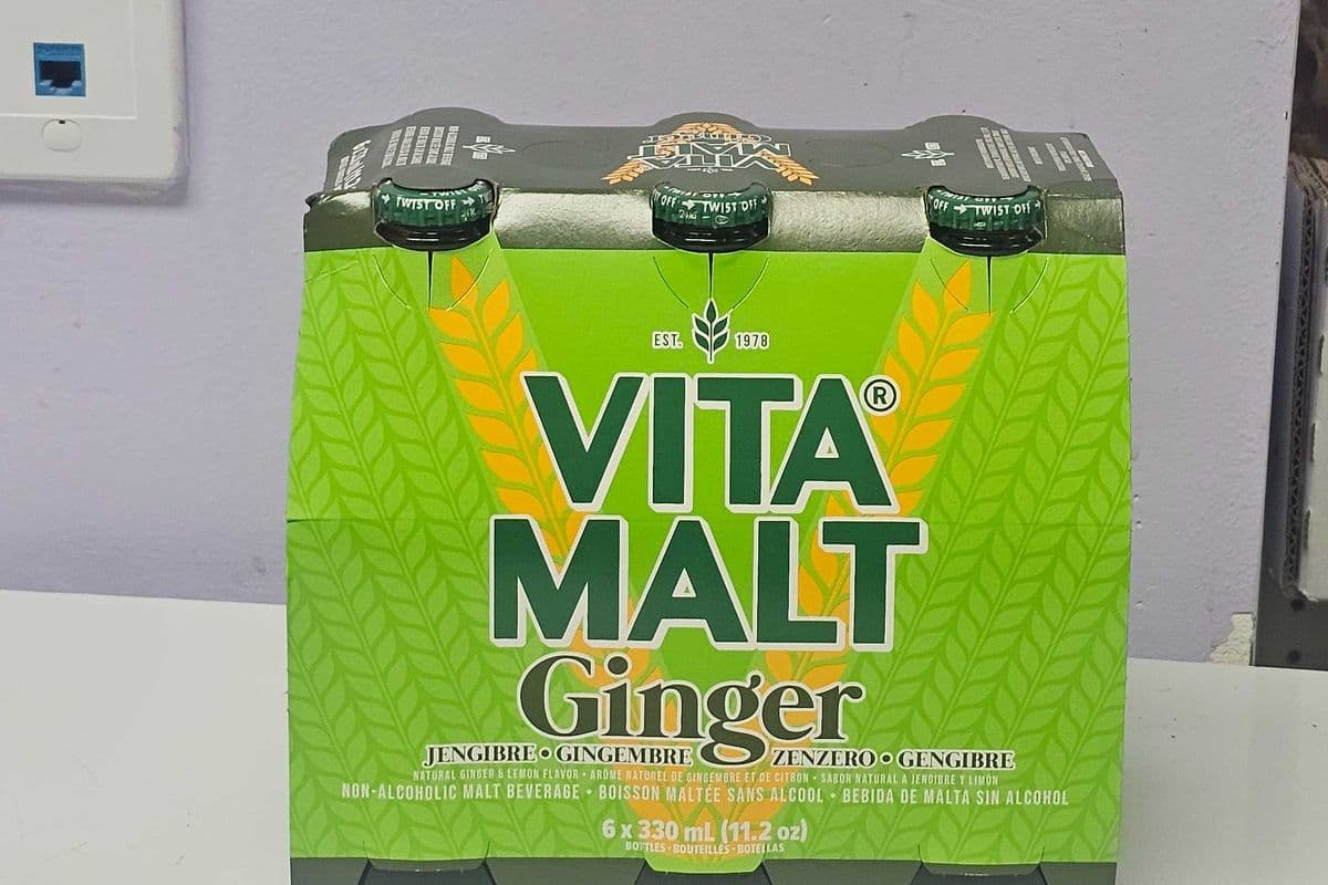 Vitamalt Non Alcoholic Malt Beverage, Ginger (6 x 330 ml)