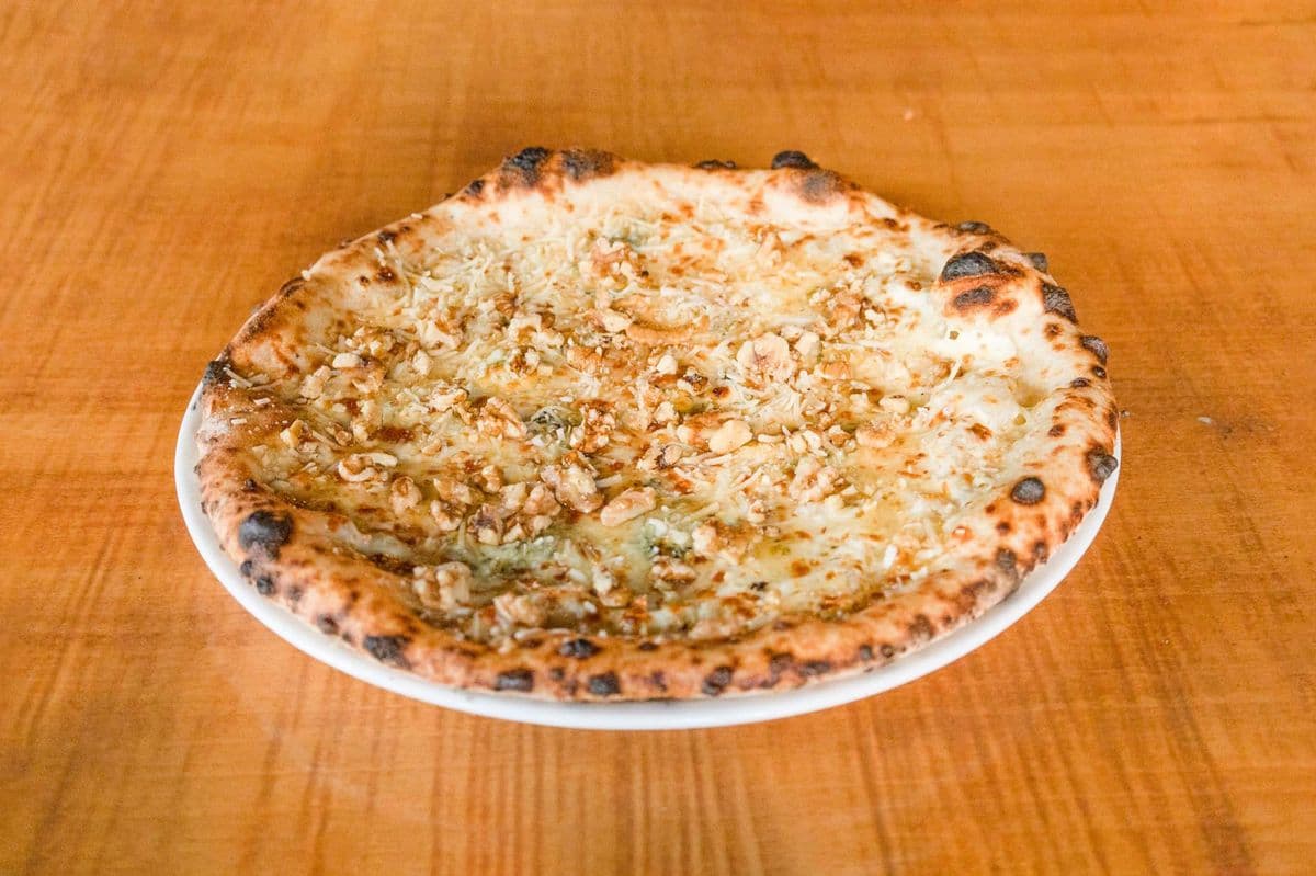 Quattro Formaggi Pizza