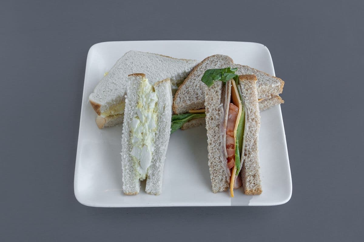 BLT – Bacon, Lettuce, and Tomato
