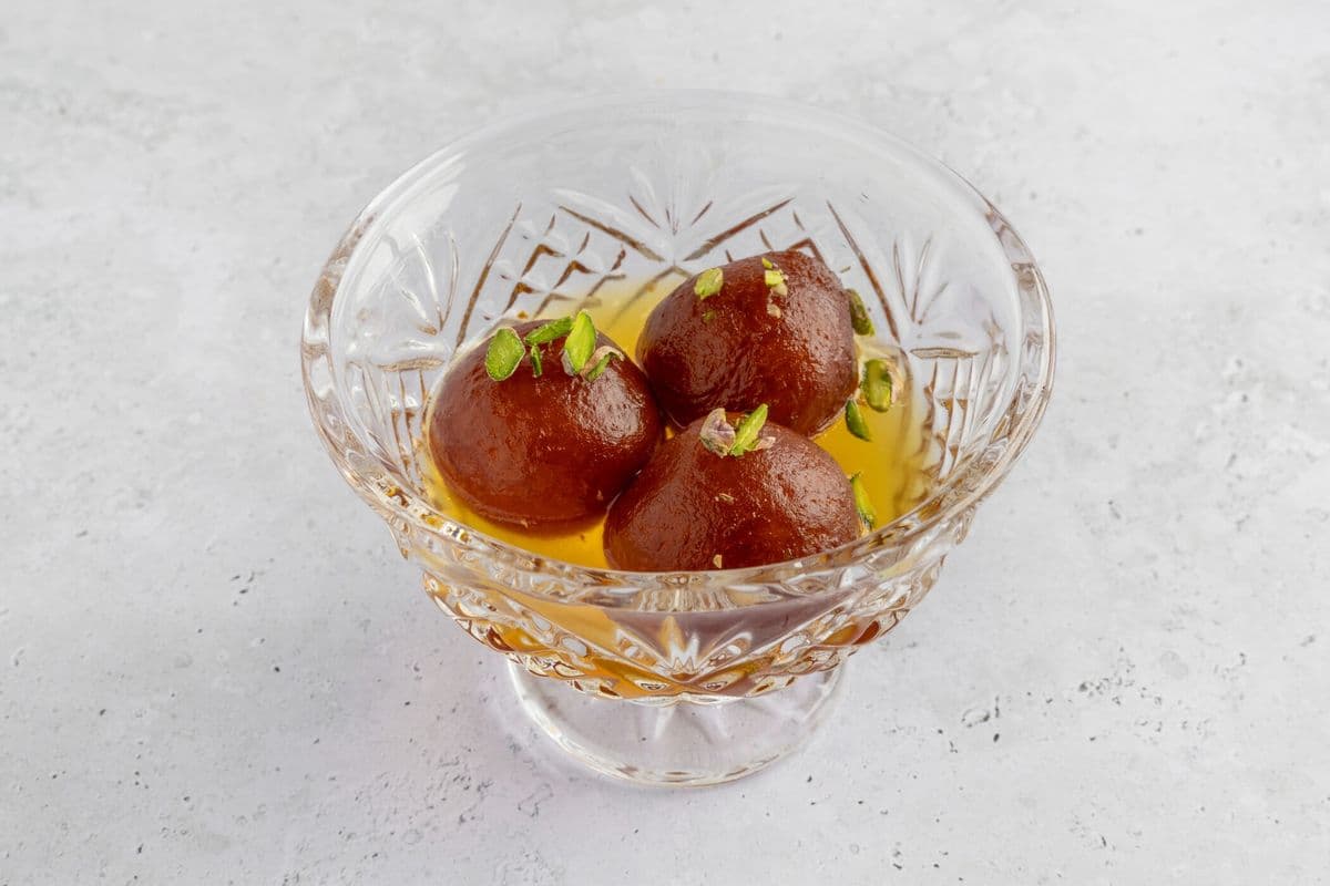 Gulab Jamun (3 Pcs)