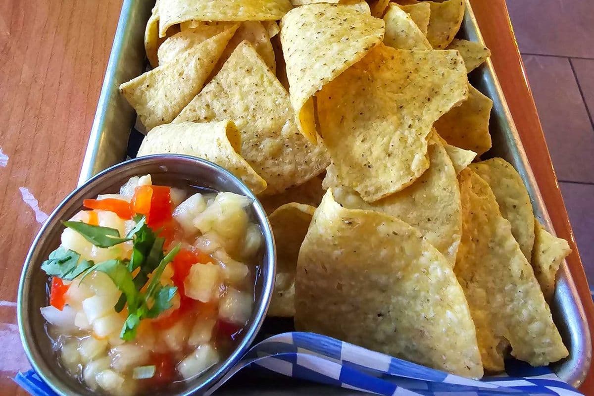Chippy Dippy Picante Pineapple Salsa