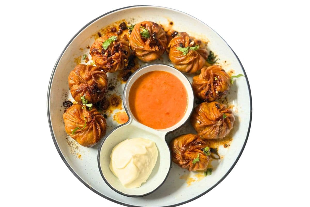 Fried Soya Veg Momos (8 Pcs)