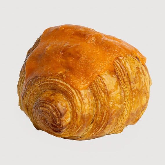 Croissant au fromage / Cheese Croissant