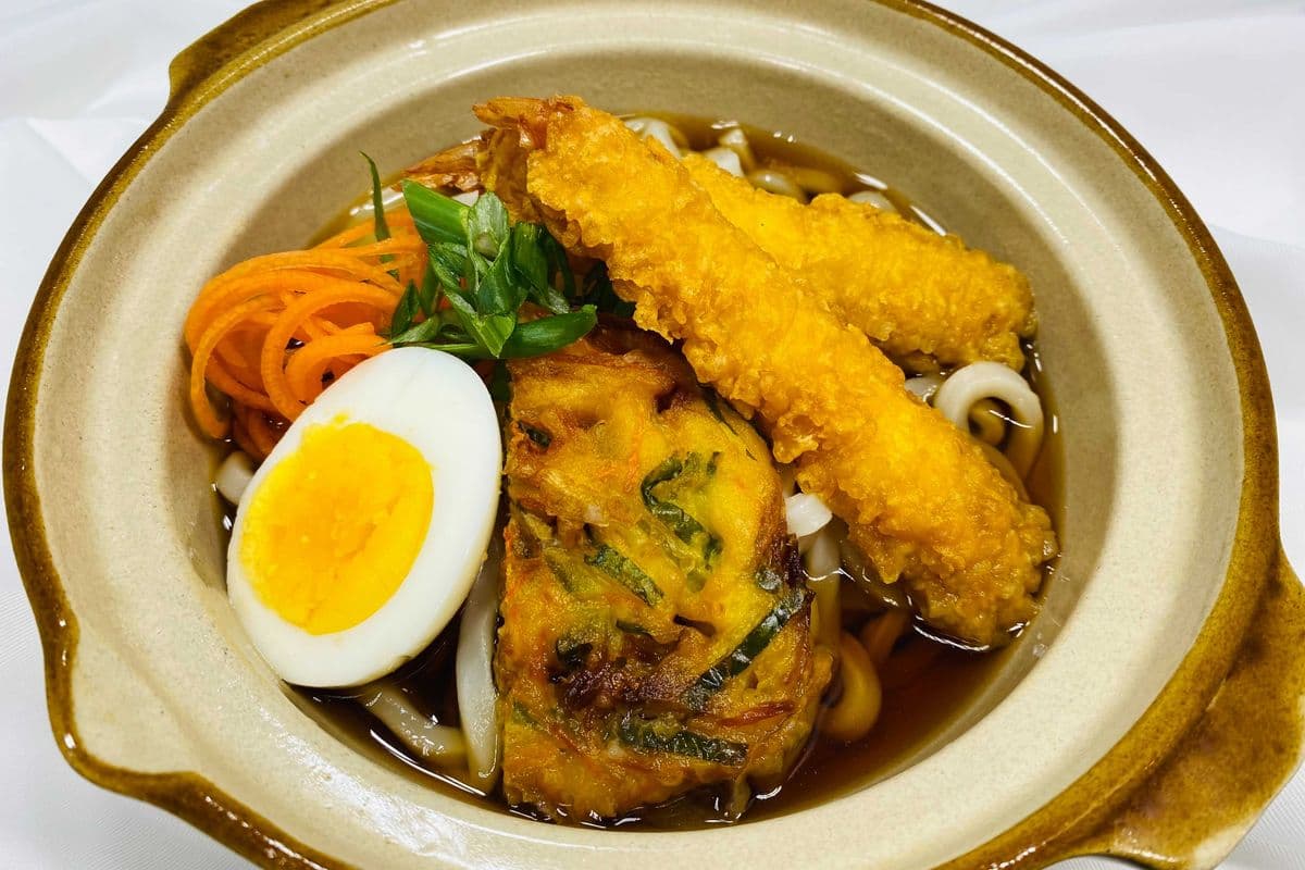 Udon tempura crevettes et légume (soupe repas japonais) / Udon Tempura Shrimps and Vegetables