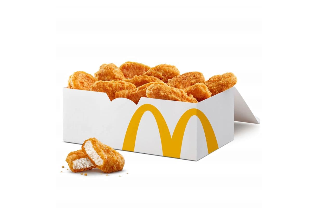 20 Spicy Chicken McNuggets (Serves 2) [960-1170 Cals]