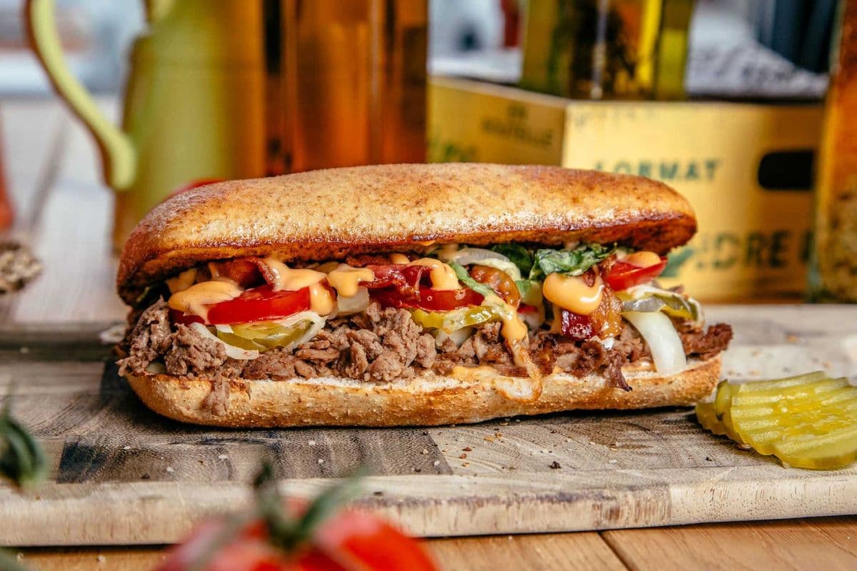 9. Sandwich steak-out