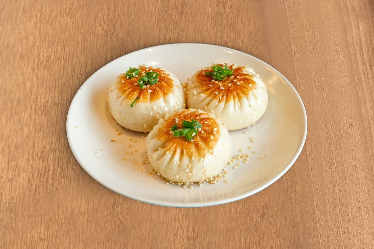 Pan Fried Pork Buns (3 pcs) 生煎包