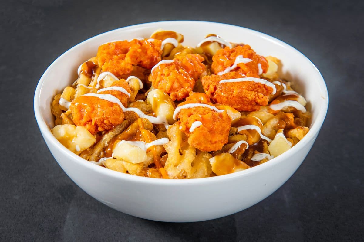 Buffalo Chicken Poutine