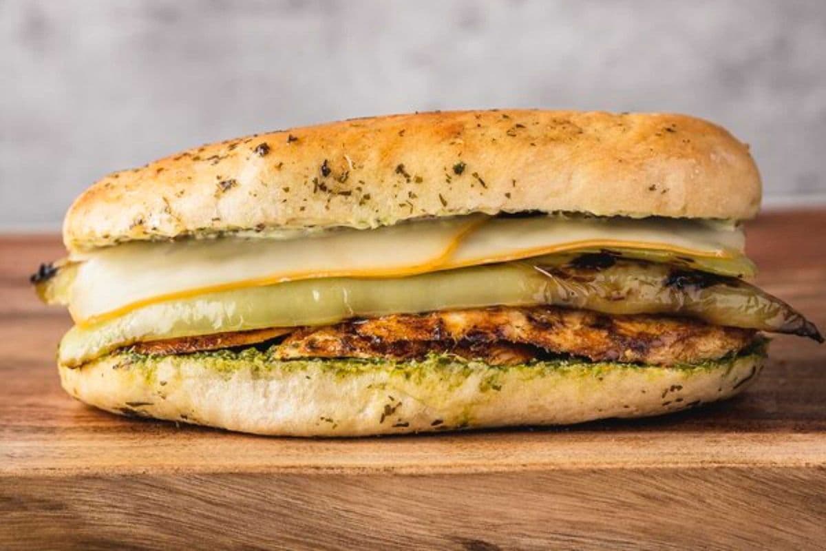 CHICKEN PICCANTE PANINI