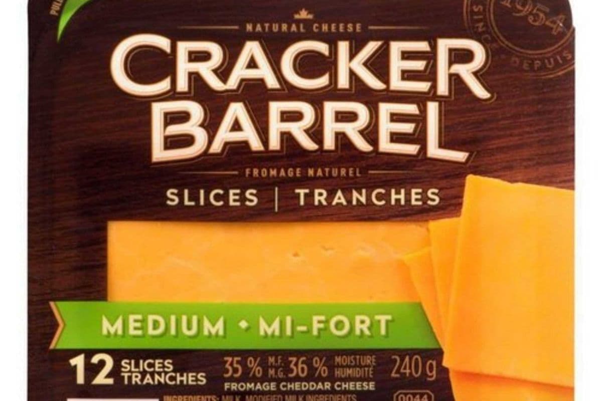 Cracker Barrel Cheese, Medium 12 slices (240 G)