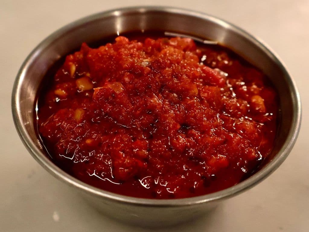 Spicy Bomba Sauce