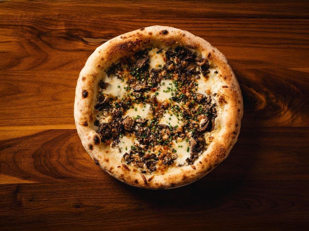 Pizza Funghi 