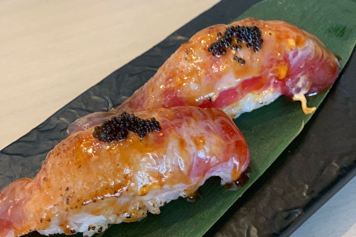 Red Tuna (Maguro) Aburi Sushi (2 pcs)