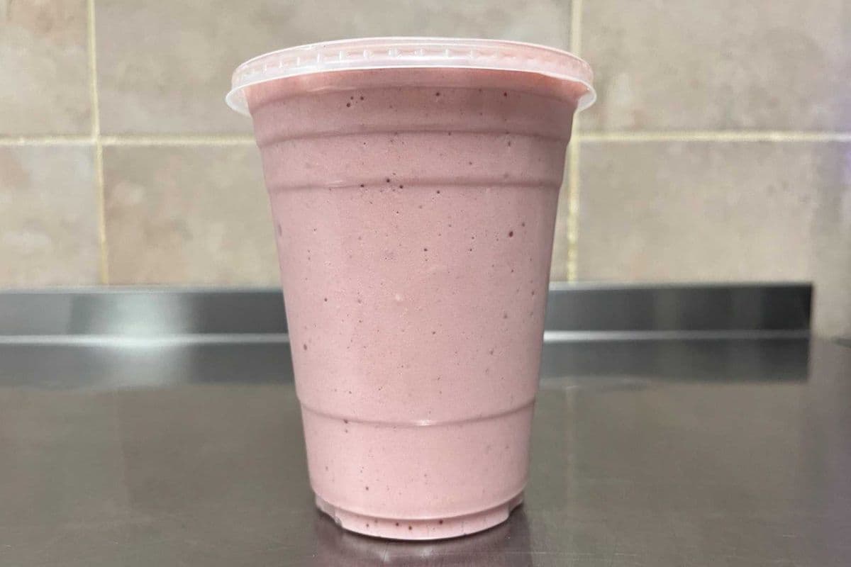 Strawberry Banana Fruit Smoothie (454mL)