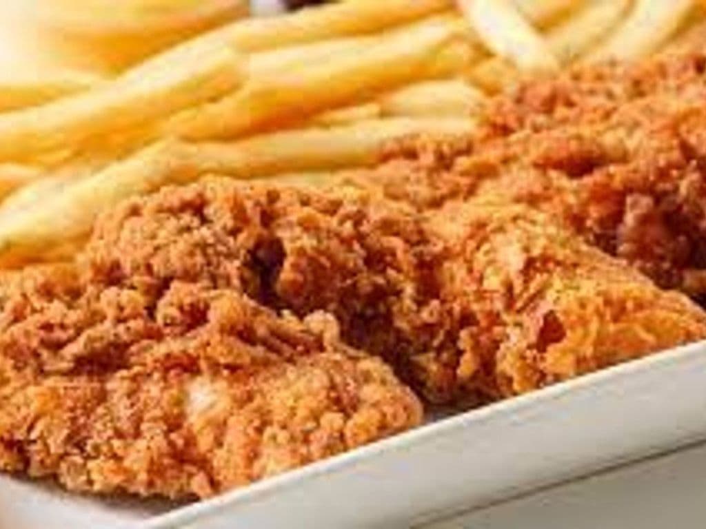 Chicken Fingers (4 pcs) with Fries