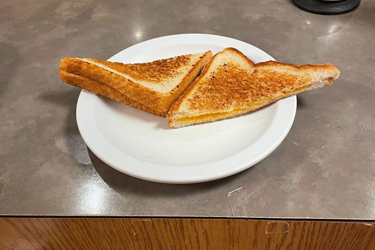 Sandwich au fromage grillé