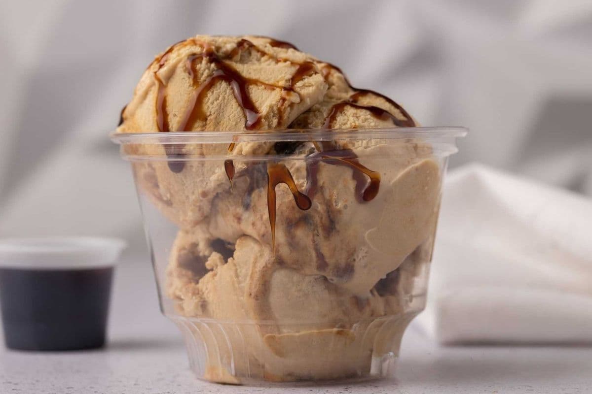 Caramel ice cream