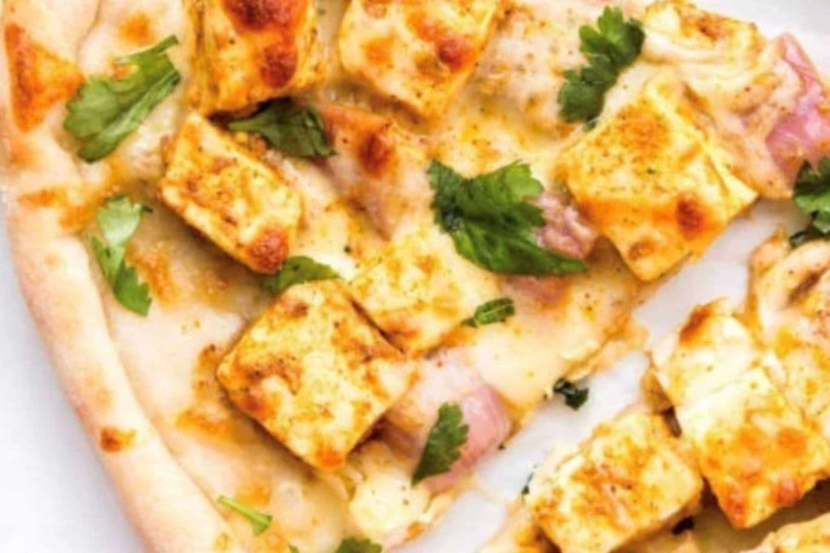 Butter Chicken Pizza Medium (Medium)