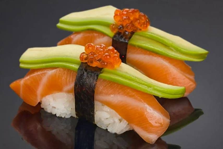 Salmon&Avocado nigiri