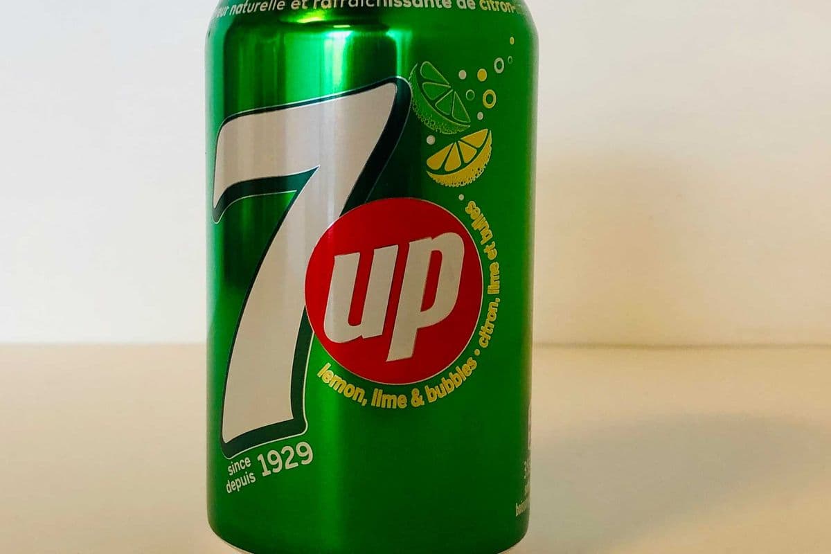 7UP (Pop)