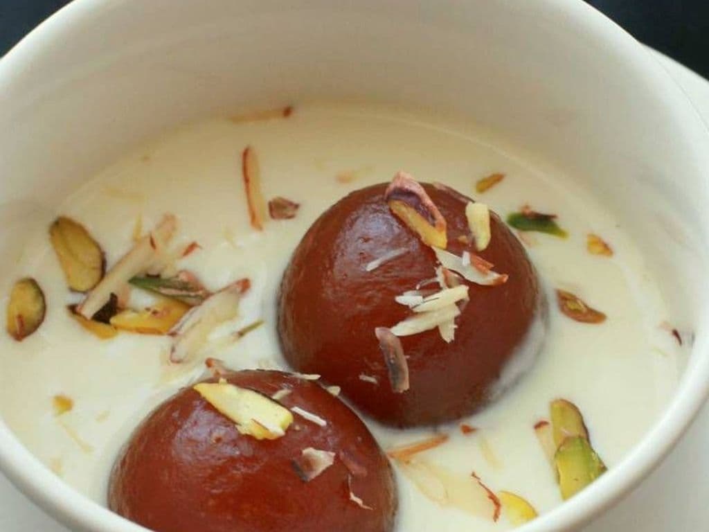 Gulab Jamun (3 Pcs)
