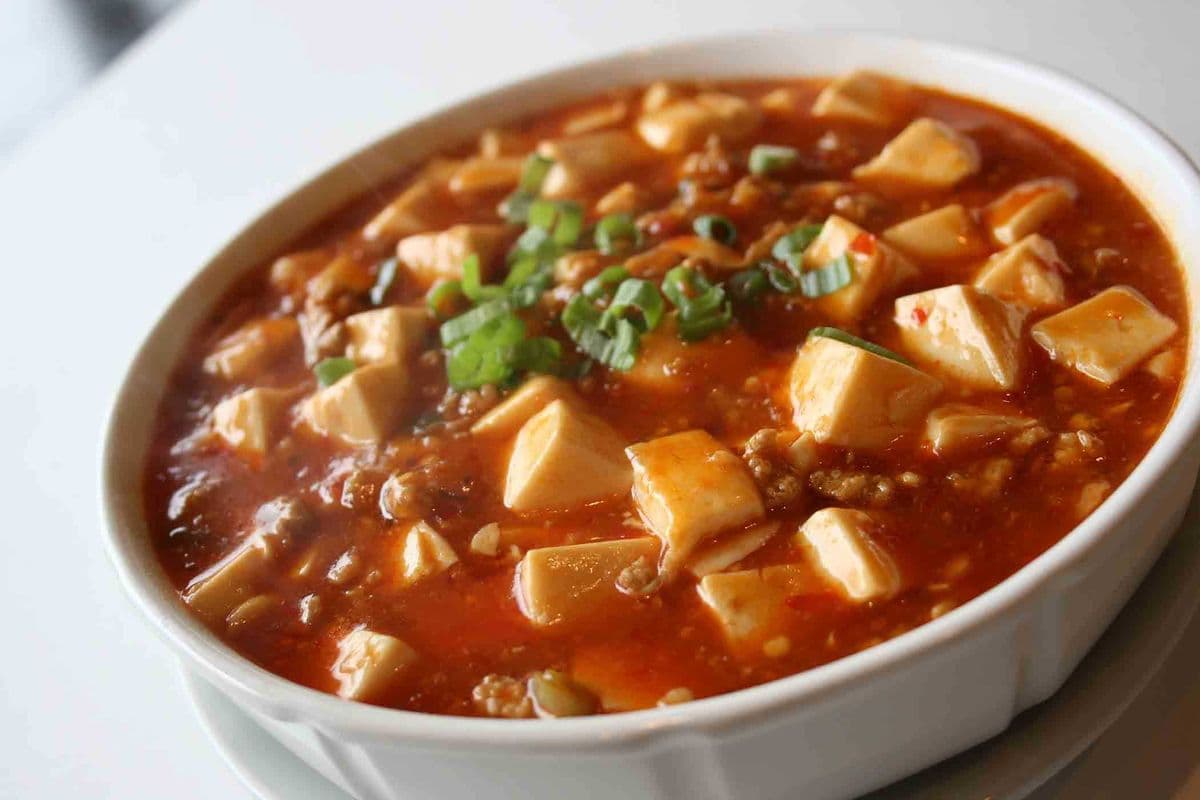 Soft Tofu with Spicy Meat Sauce 麻婆豆腐