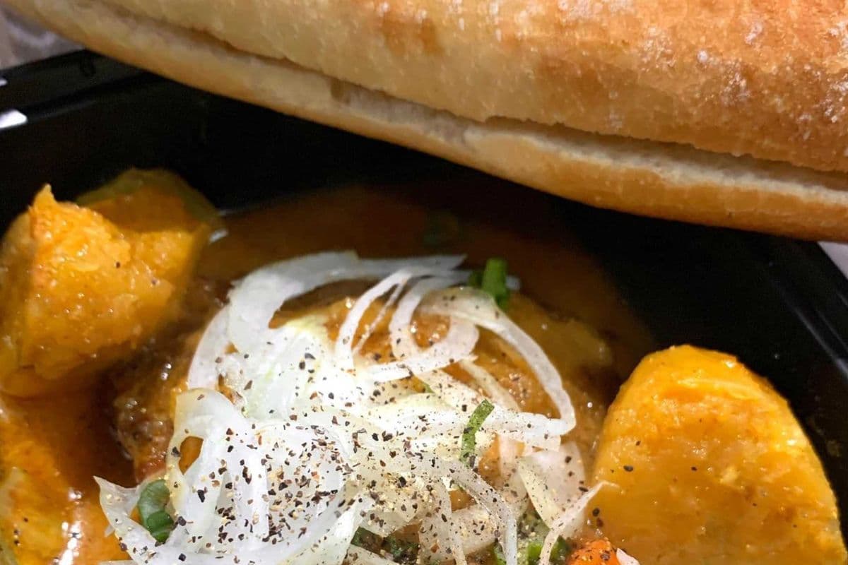 #33 - Chicken Curry (Cari Gà Cơm hoặc Bánh Mì)