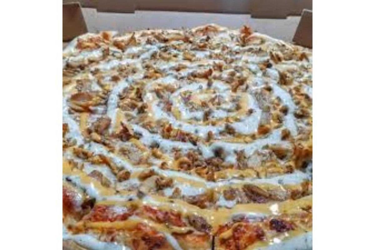 Ultimate Shawarma Pizza