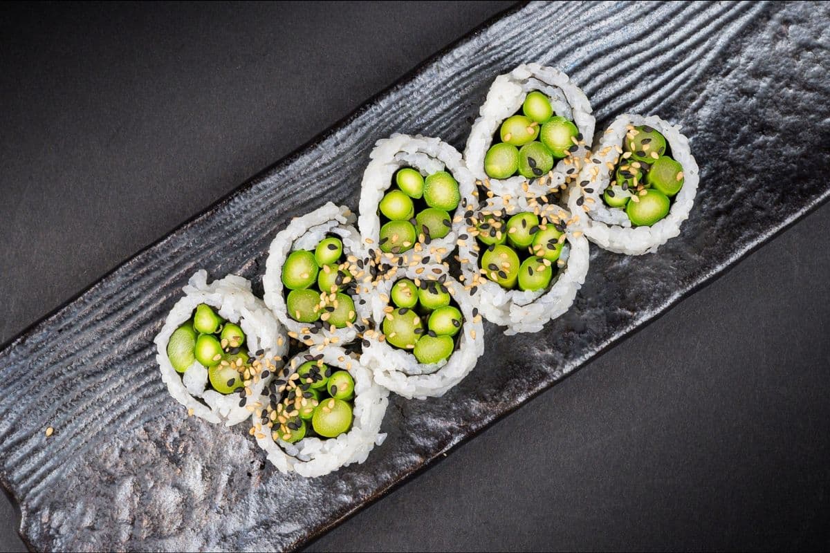 Asparagus Roll (8 Pieces)