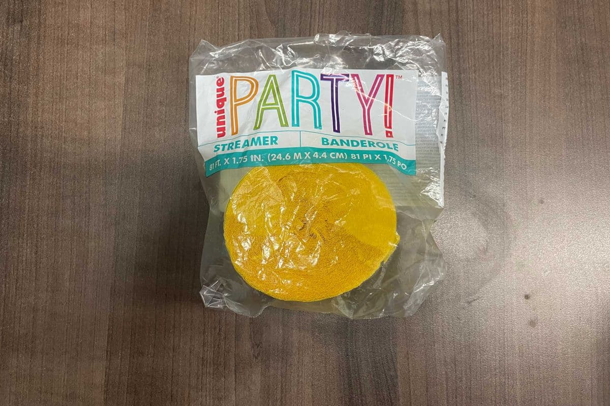 Streamer Hot Yellow Crepe (81ft)