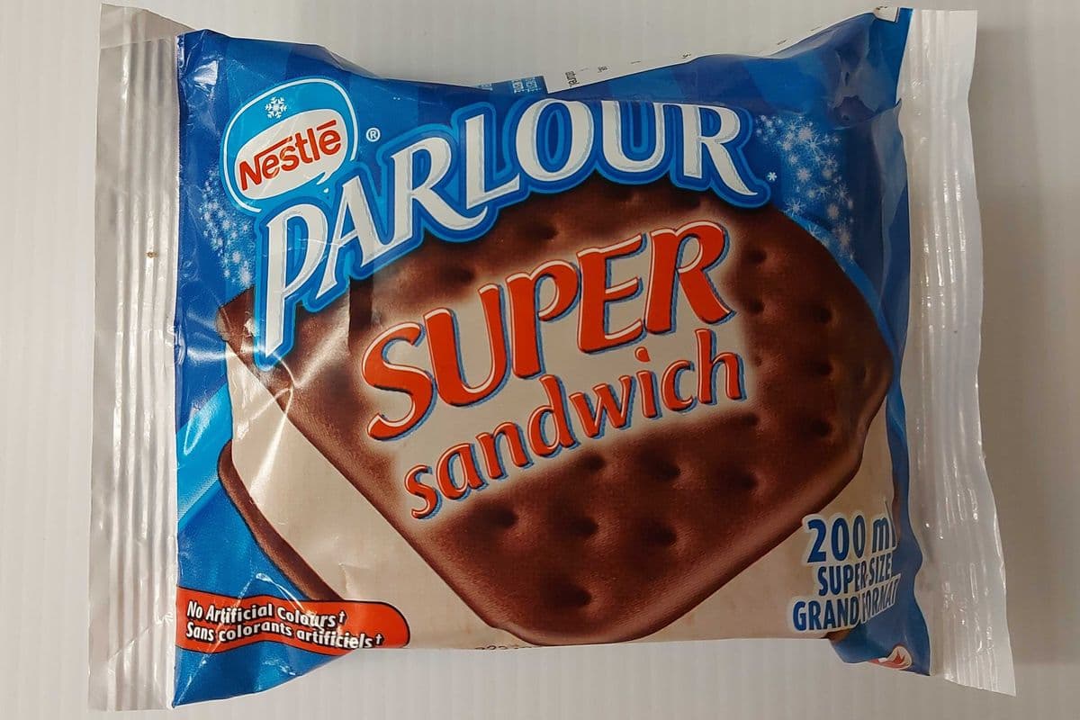Nestle Parlor Super Sandwich (200ml)
