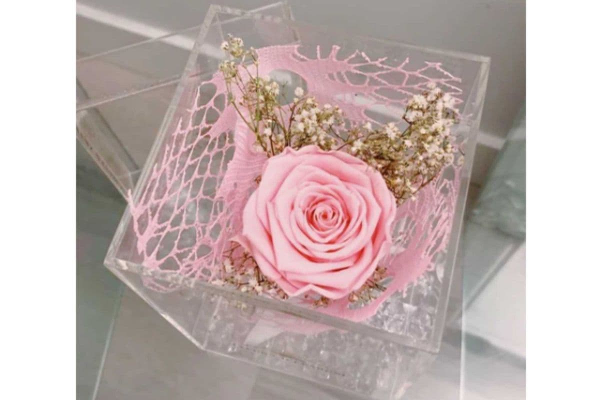 Crystal Bouquet Box (10x10x15 cm)